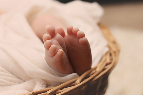 Research: Perinatal Antibiotic-Induced Shifts in Gut Microbiota and Lung Disease